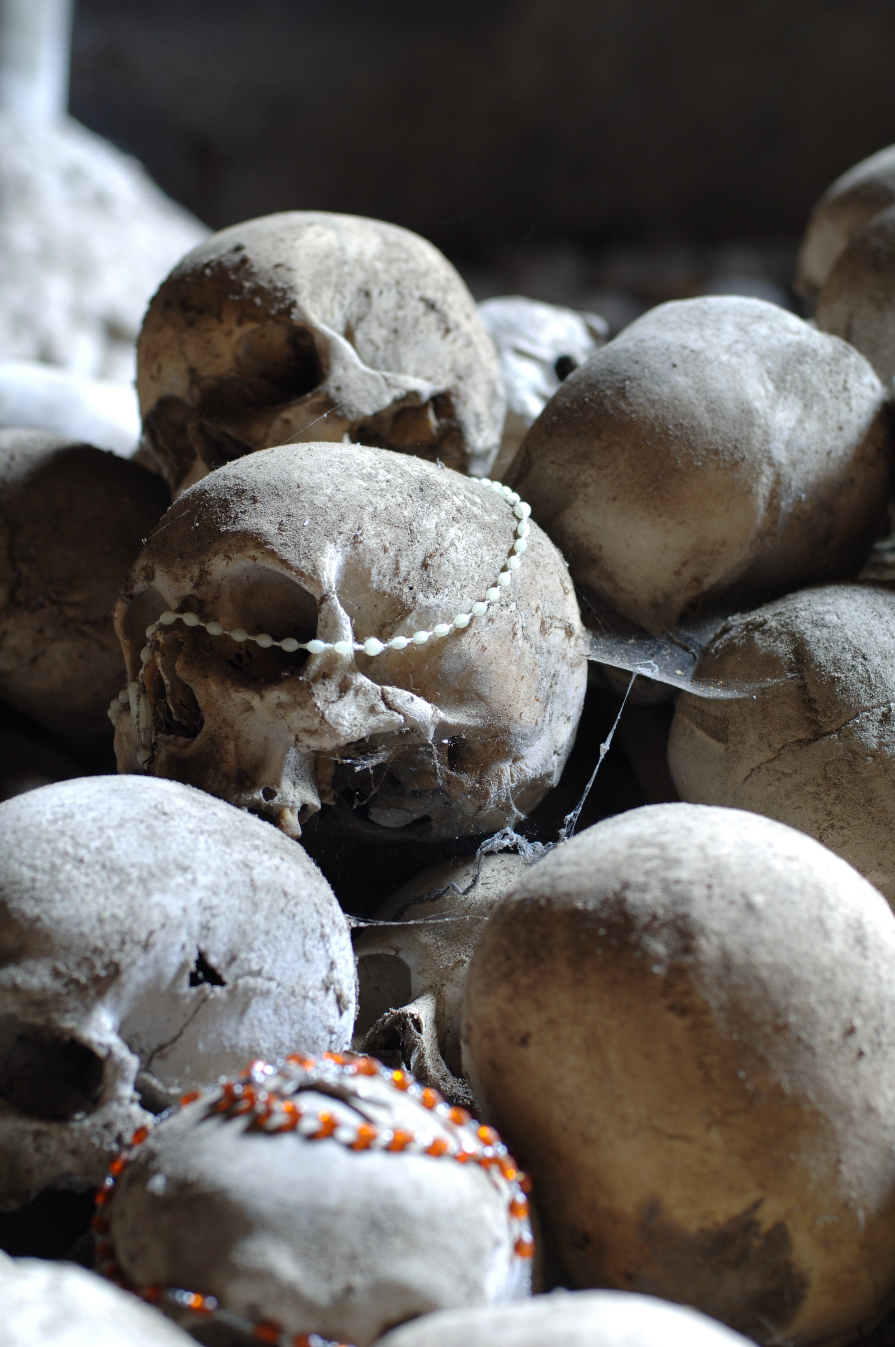 Cimitero-delle-Fontanelle